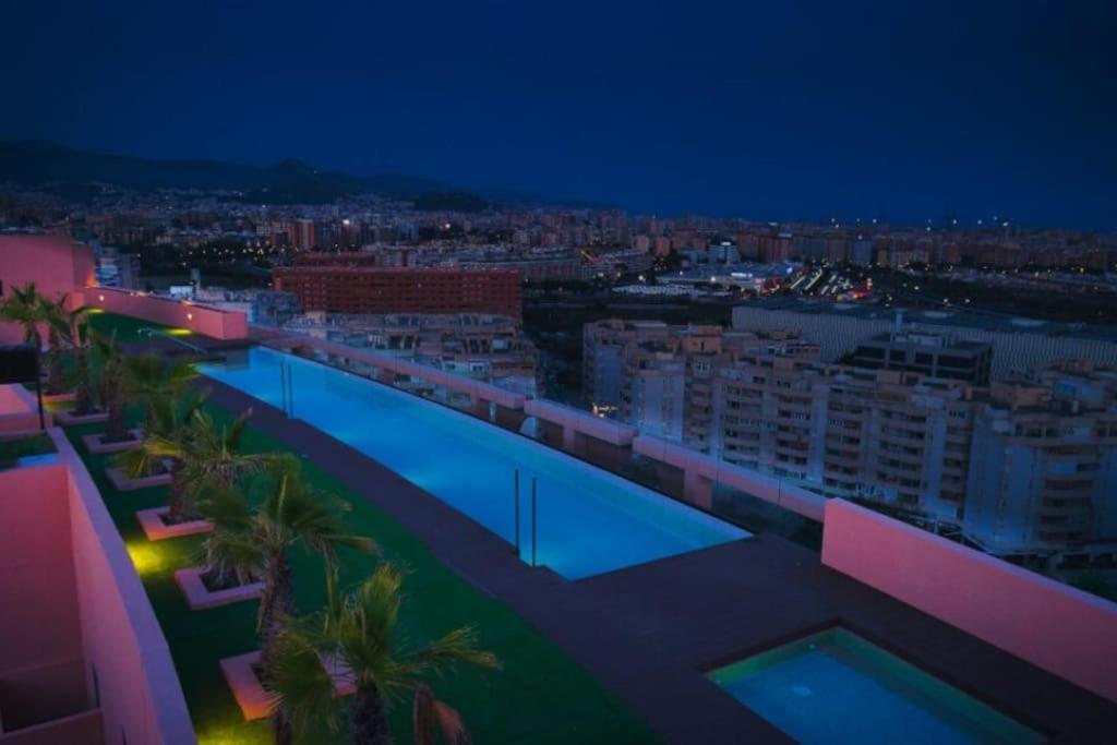 Precioso Alojamiento En La Mejor Zona De Malaga Exterior photo